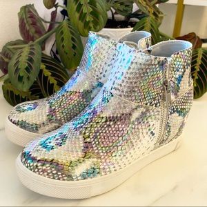 Steve Madden Snakeskin shoes